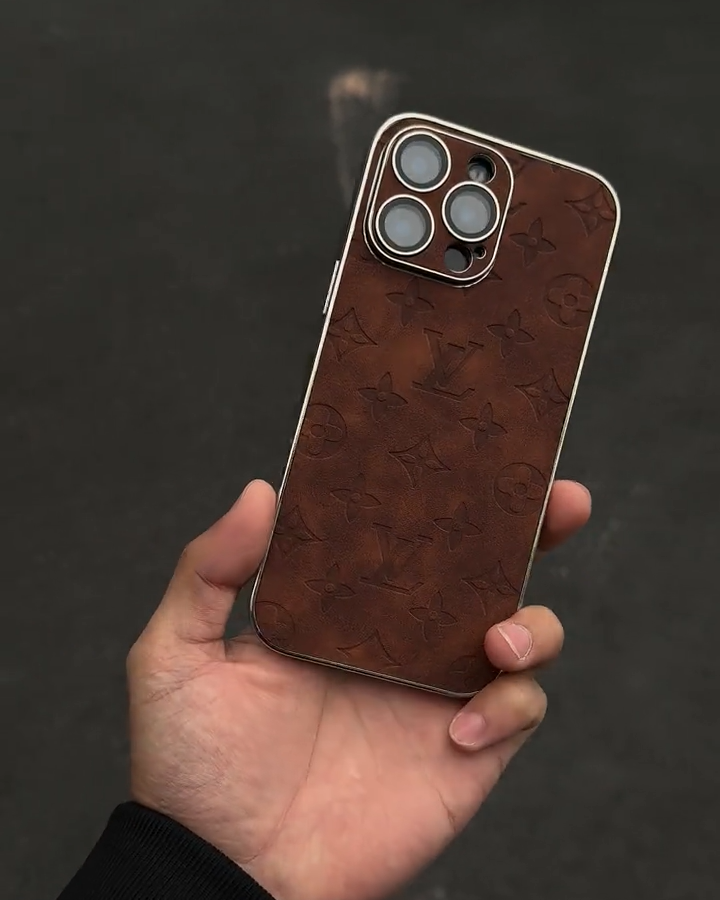 路易威登鋼印翻毛皮手機殼